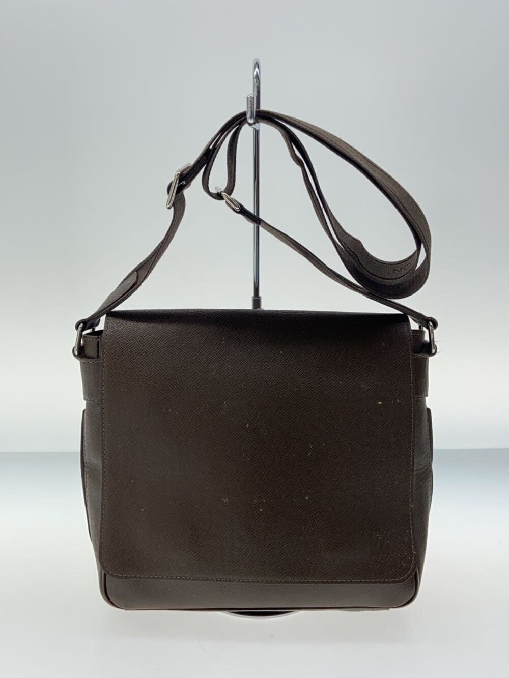 LOUIS VUITTON Roman Taiga Brown
